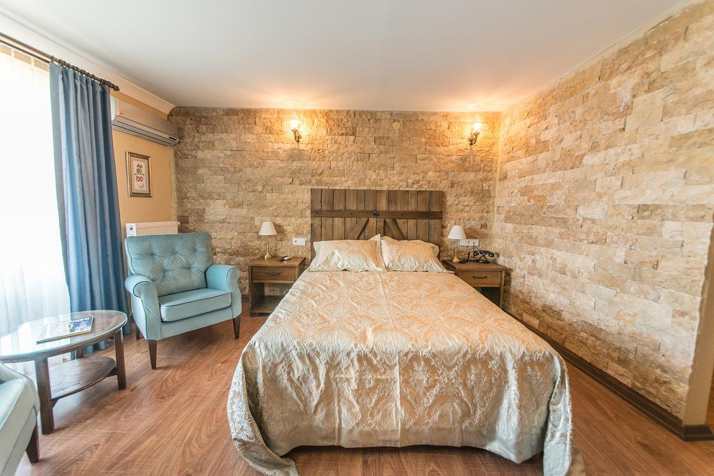 Edahan Hotel Biga Buitenkant foto