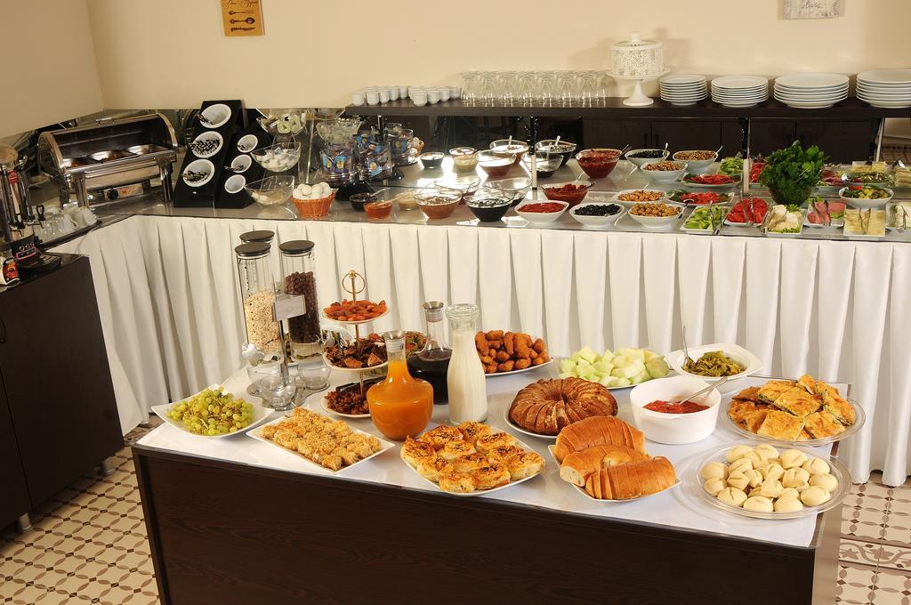 Edahan Hotel Biga Buitenkant foto