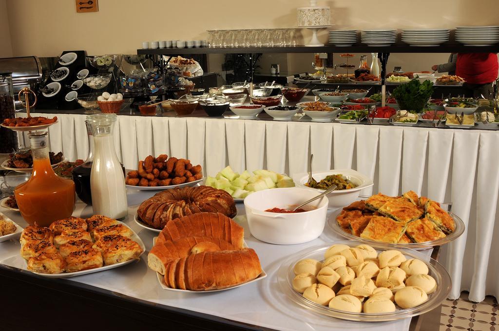 Edahan Hotel Biga Buitenkant foto